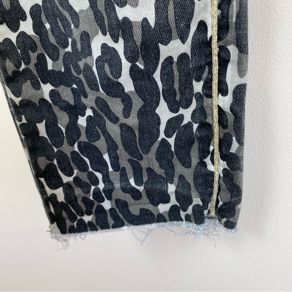 Driftwood Jackie Leopard Print Jeans - Picture 5 of 8